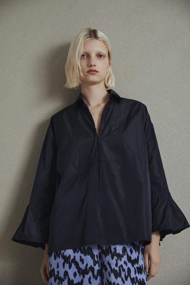 MOGA洋服着用イメージ